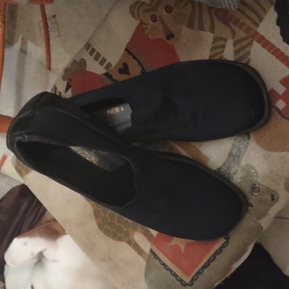 Donald j pilner shoes
